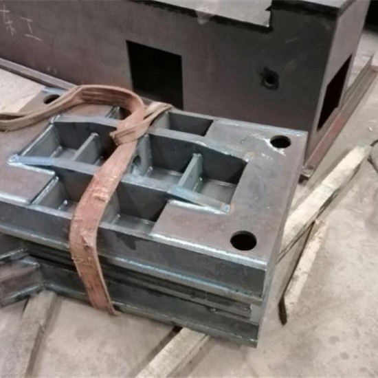 特大型打砂設備，對所有特大型金屬件表面打砂清除表面雜質